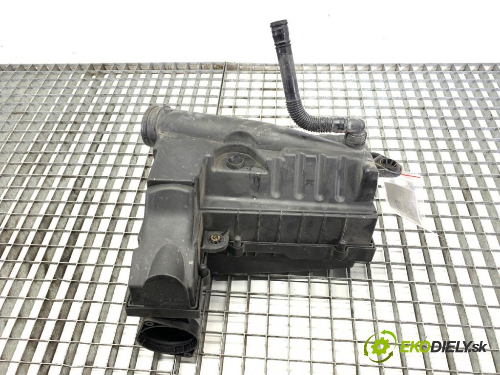 VW GOLF V liftback 2005 66 kW 1.9 TDI 1896 Obal filtra vzduchu 3C0129607AF (Obal vzduchového filtra)