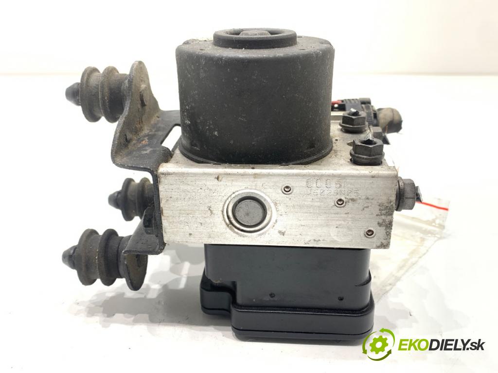 VW GOLF V liftback 2005 66 kW 1.9 TDI 1896 Pumpa ABS 1K0614117H (Pumpa ABS)