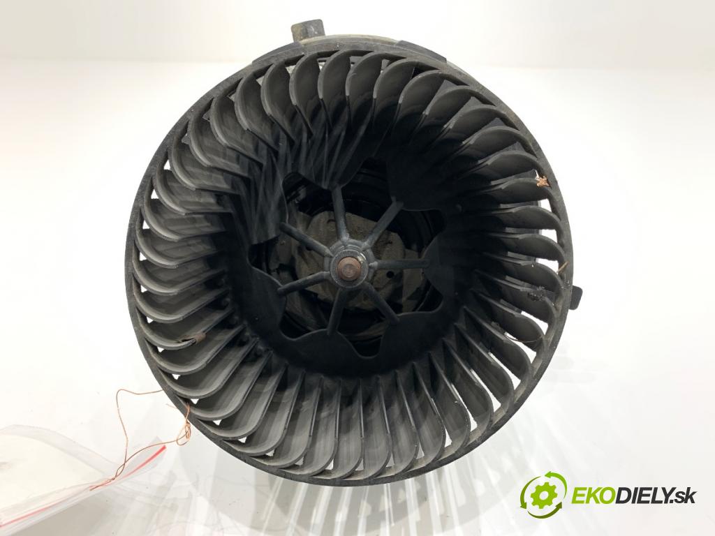 VW GOLF V liftback 2005 66 kW 1.9 TDI 1896 ventilátor kúrenia 1K1820015C