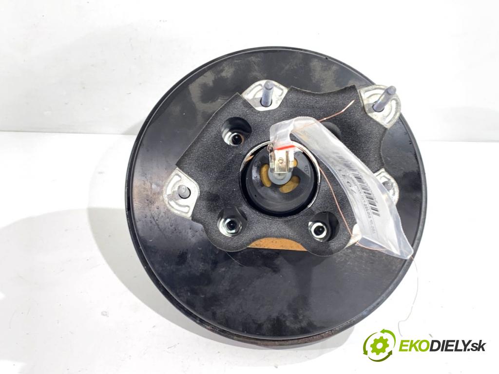 NISSAN MICRA K12 liftback 2009 48 kW 1.2 16V 1240 Posilovač bŕzd 46007AX702