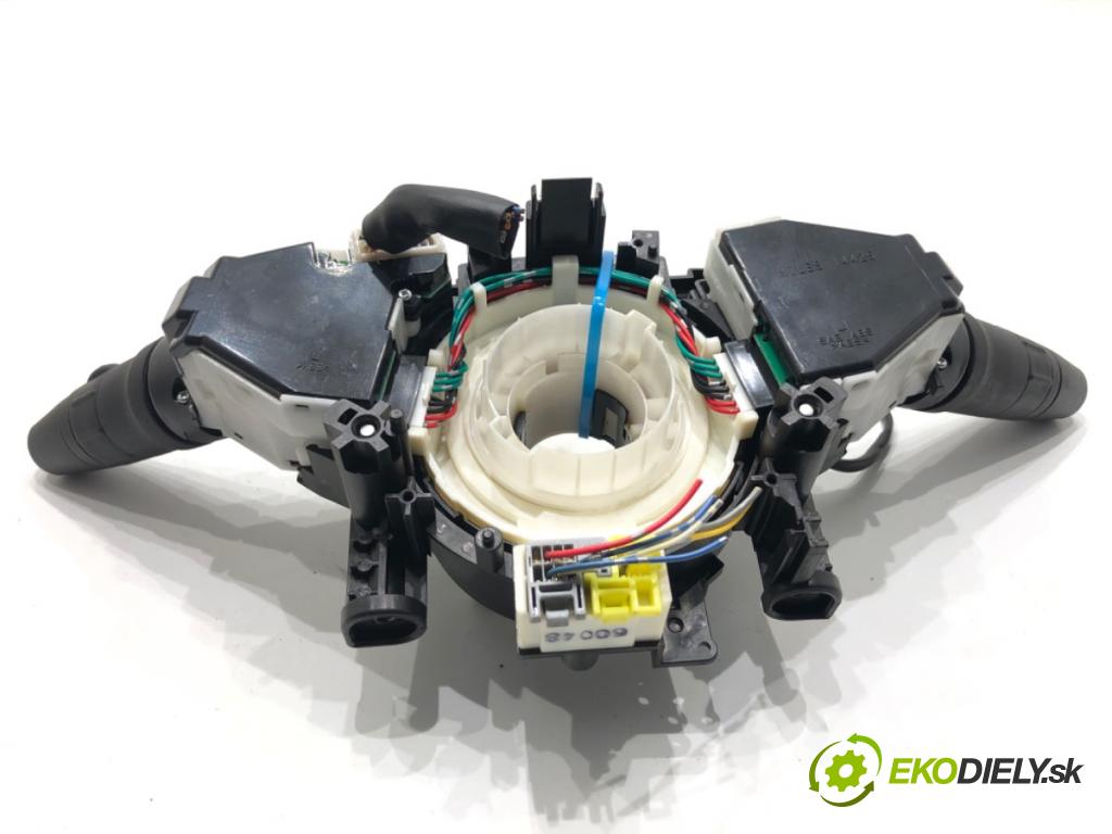 NISSAN MICRA K12 liftback 2009 48 kW 1.2 16V 1240 Prepínač kombinovaný 255609U03D (Prepínacie páčky pod volantom)