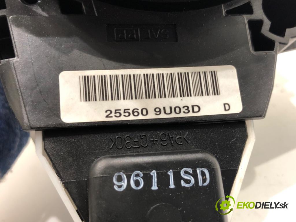 NISSAN MICRA K12 liftback 2009 48 kW 1.2 16V 1240 Prepínač kombinovaný 255609U03D (Prepínacie páčky pod volantom)