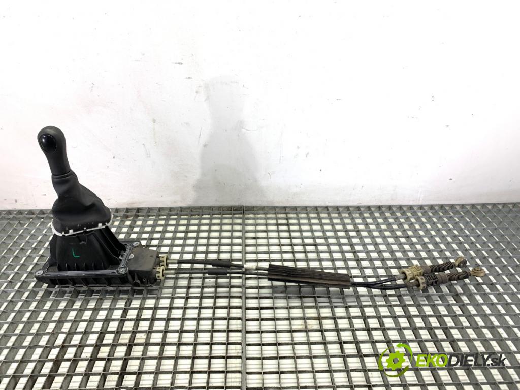 NISSAN MICRA K12 liftback 2009 48 kW 1.2 16V 1240 Kulisa  (Rýchlostná páka (kulisa))