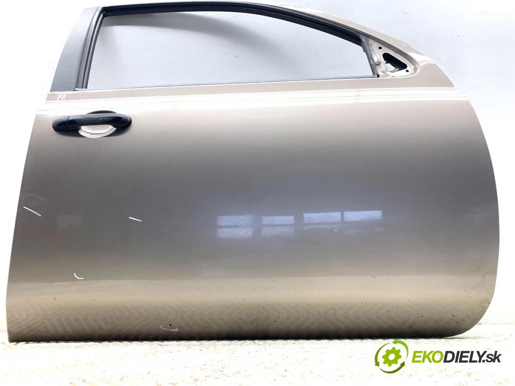 NISSAN MICRA K12 liftback 2009 48 kW 1.2 16V 1240 Dvere pravy predný C30