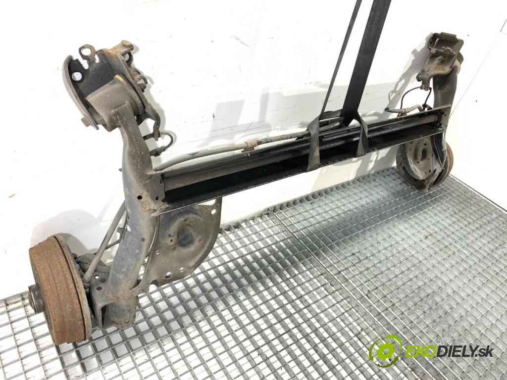 NISSAN MICRA K12 liftback 2009 48 kW 1.2 16V 1240 Výstuha zad