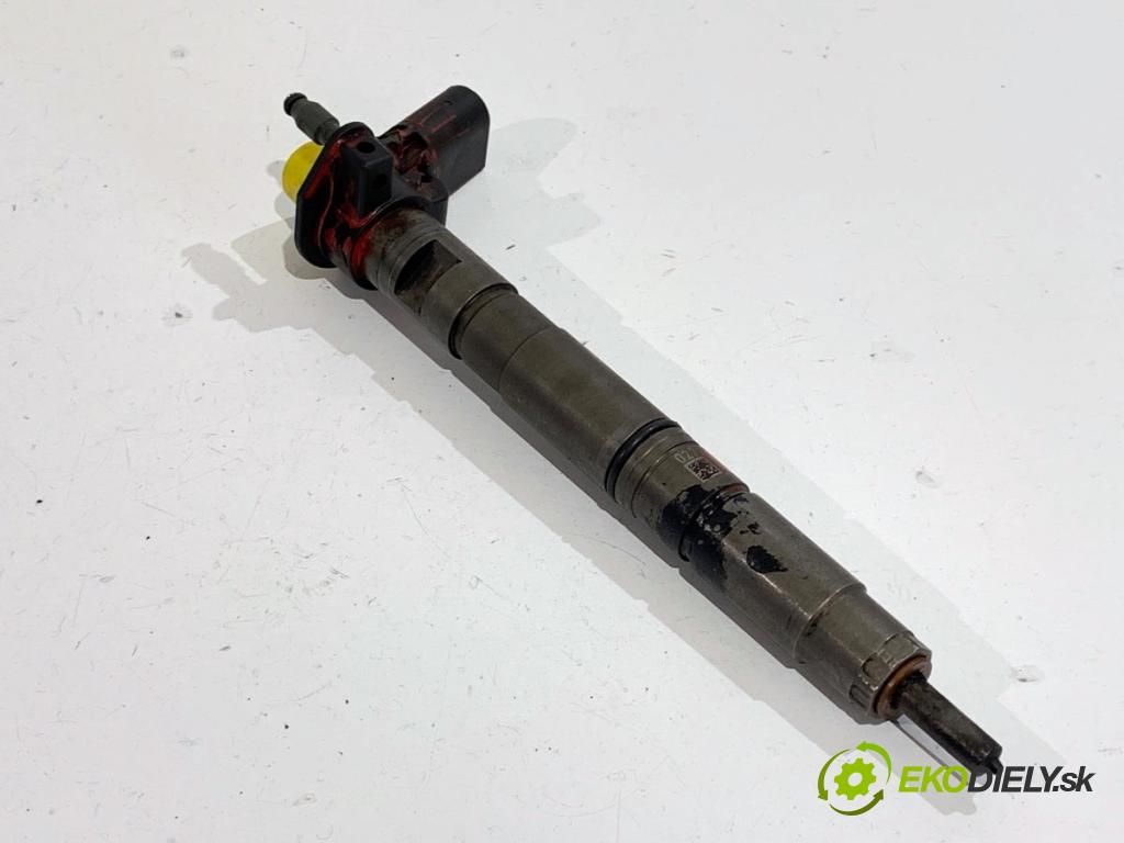 AUDI A4 B8 Kombi 2008 105 kW 2.0 TDI 1968 vstrekovač 03L130277 (Vstrekovač paliva)