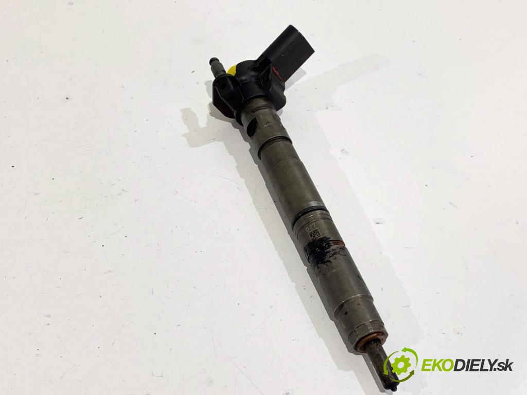 AUDI A4 B8 Kombi 2008 105 kW 2.0 TDI 1968 vstrekovač 03L130277 (Vstrekovač paliva)