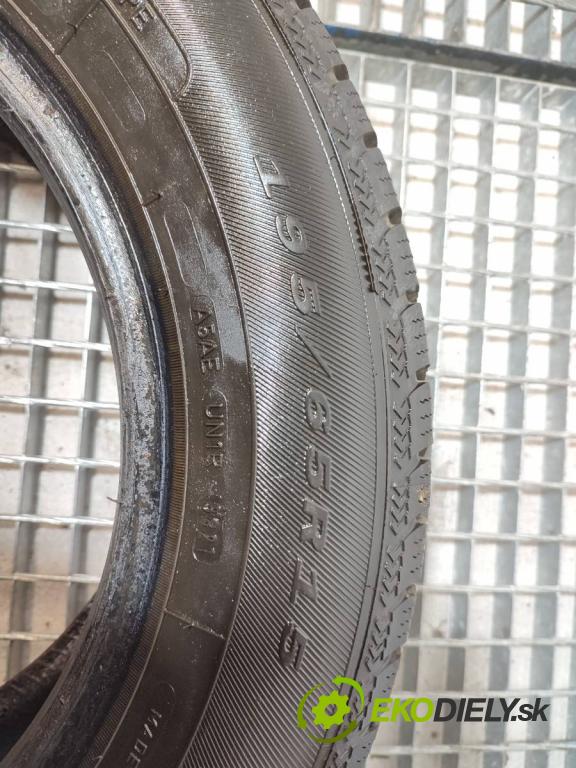 --- --- PNEUMATIKY: zima 4X 195/65 15" DEBICA