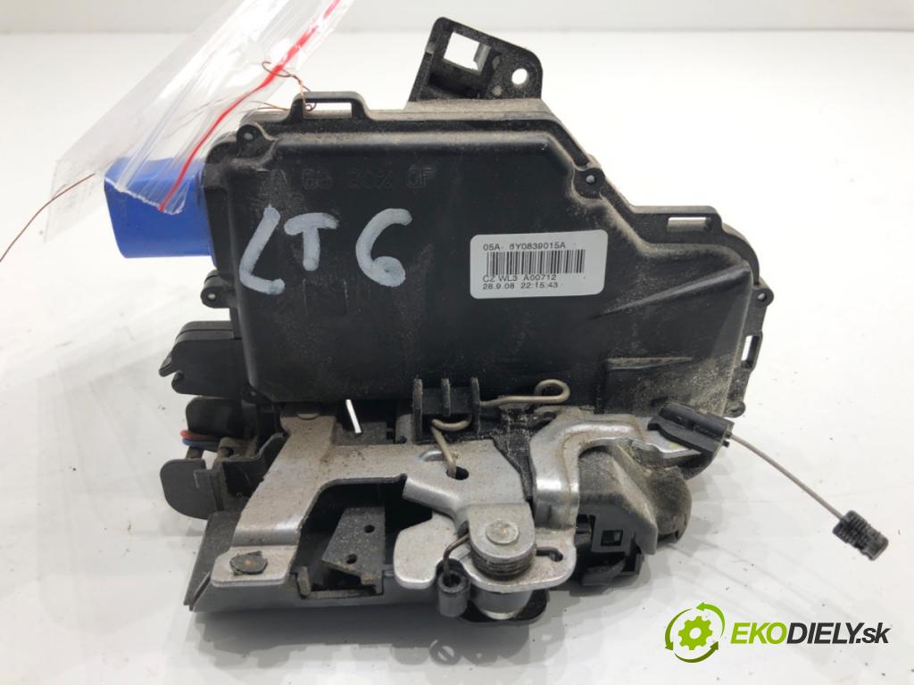 SKODA FABIA II liftback 2008 51 kW 1.2 1198 zámok Dvere ľavy zad 6Y0839015A