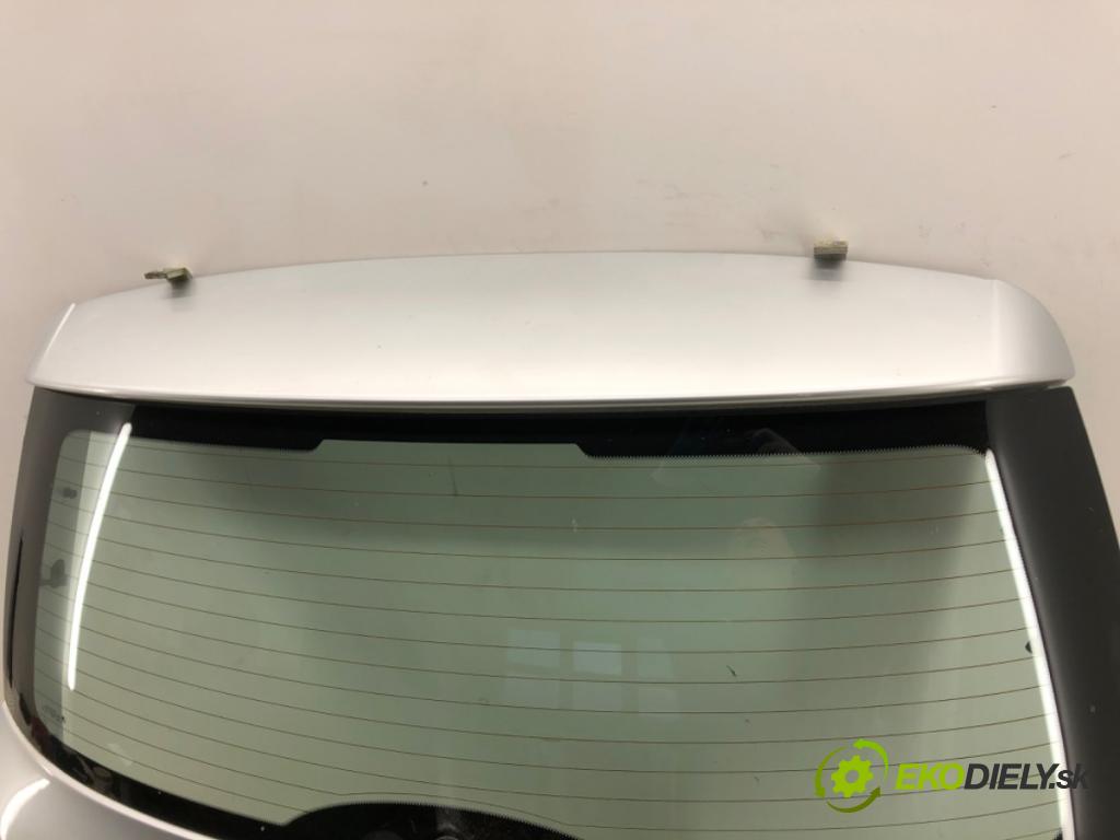 SKODA FABIA II liftback 2008 51 kW 1.2 1198 kapota zad