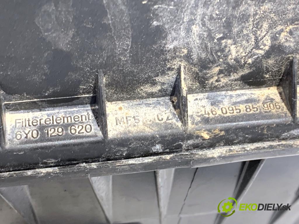 SKODA FABIA II liftback 2008 51 kW 1.2 1198 obal filtra vzduchu 6Y0129607D (Kryt vzduchového filtru)