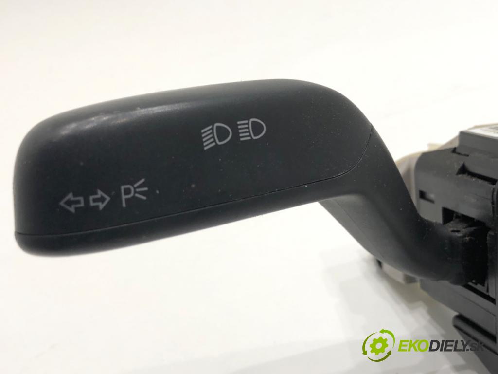 SKODA FABIA II liftback 2008 51 kW 1.2 1198 Prepínač kombinovaný 7H0953503BL (Prepínacie páčky pod volantom)