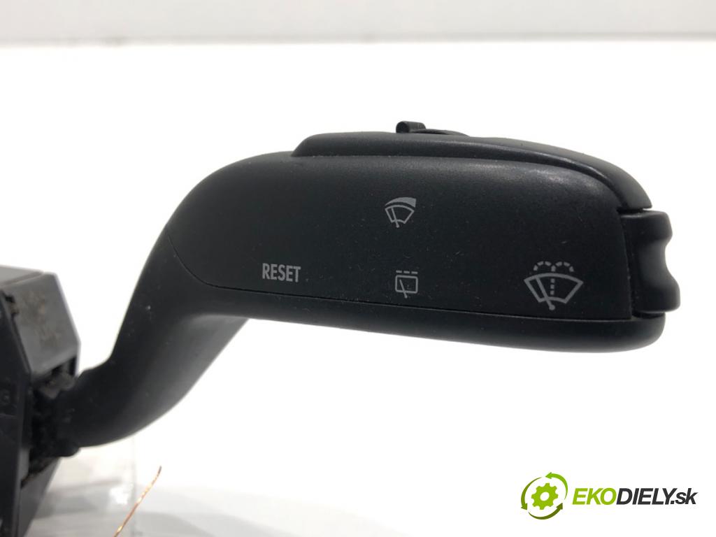 SKODA FABIA II liftback 2008 51 kW 1.2 1198 Prepínač kombinovaný 7H0953503BL (Prepínacie páčky pod volantom)