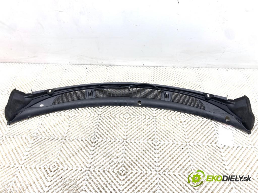 SKODA FABIA II liftback 2008 51 kW 1.2 1198 Torpédo, plast pod čelné okno 5J1819415D (Torpédo (plast pod čelným sklom))