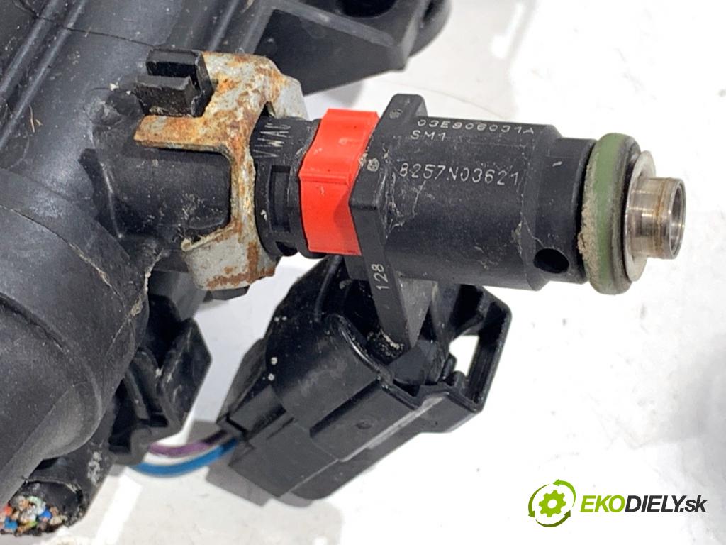 SKODA FABIA II liftback 2008 51 kW 1.2 1198 Lišta vstrekovacia 03E133320A (Vstrekovacia lišta)