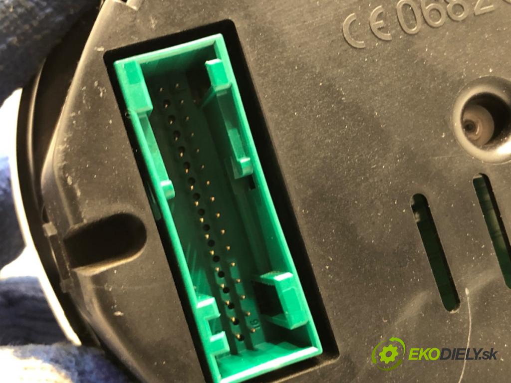 SKODA FABIA II liftback 2008 51 kW 1.2 1198 Prístrojovka 5J0920811B (Prístrojová doska)