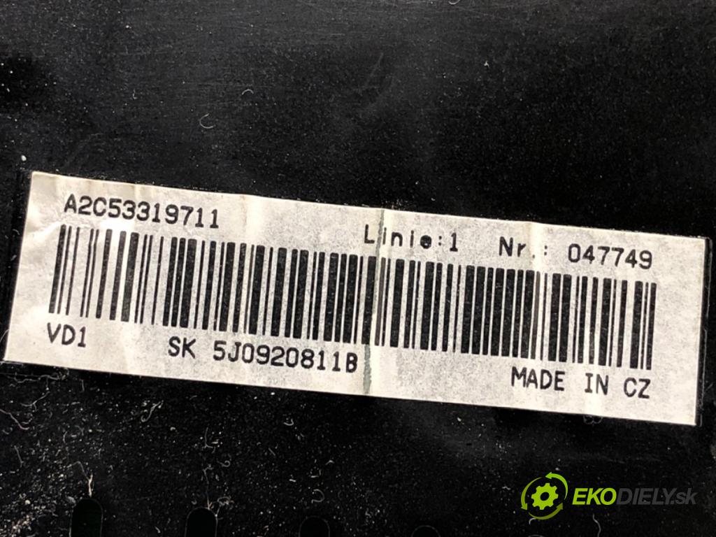 SKODA FABIA II liftback 2008 51 kW 1.2 1198 Prístrojovka 5J0920811B (Prístrojová doska)