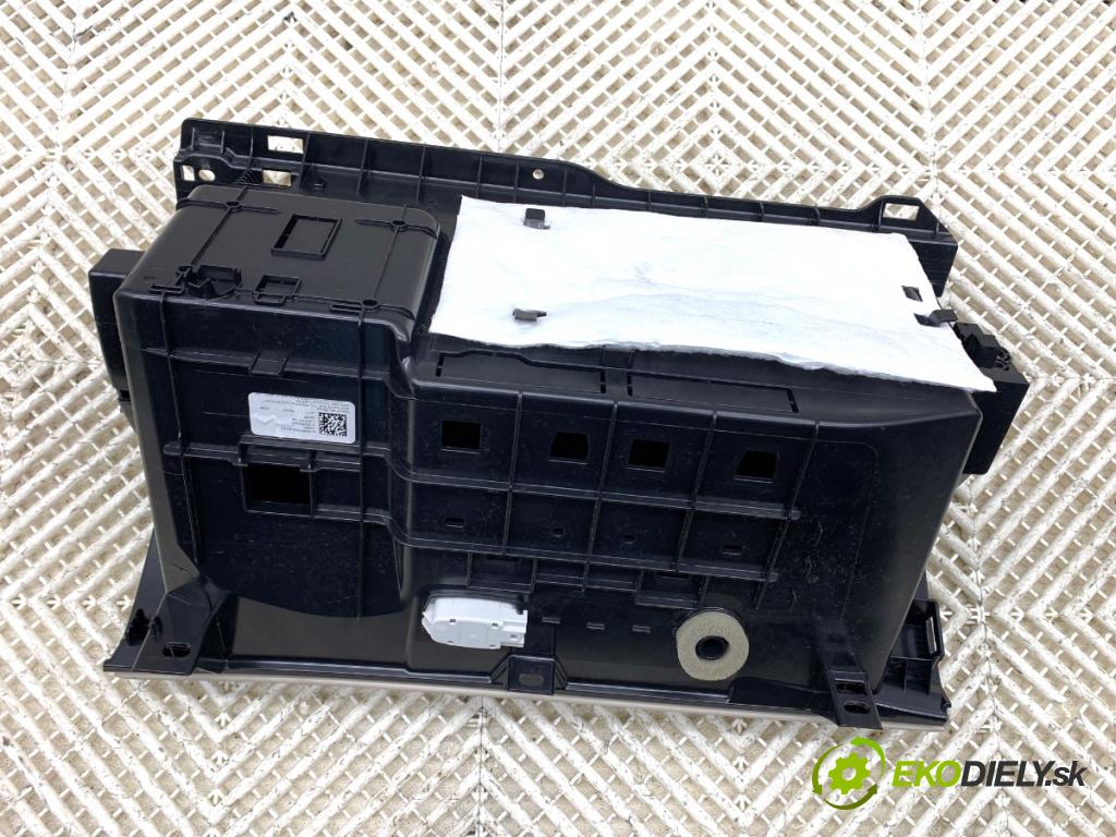 MERCEDES-BENZ GLE  2025 198 kW GLE 300 d 4-matic (167.109) 1993 Priehradka, kastlík spolujazdca  (Priehradka (kastlík))