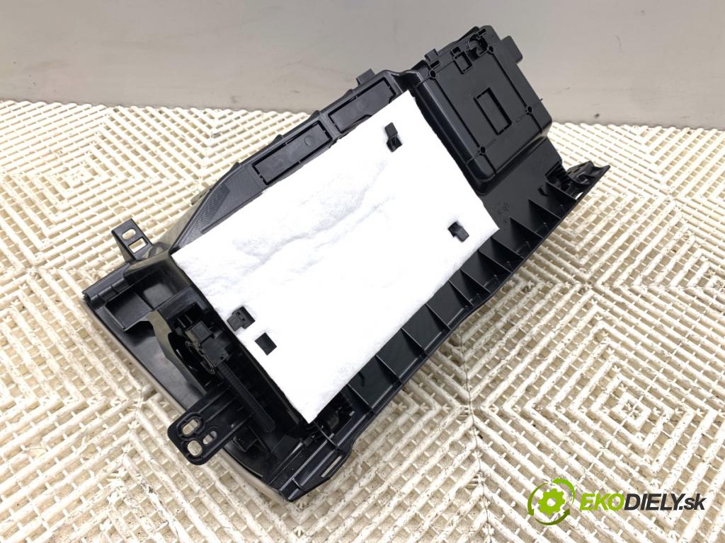 MERCEDES-BENZ GLE  2025 198 kW GLE 300 d 4-matic (167.109) 1993 Priehradka, kastlík spolujazdca  (Priehradka (kastlík))