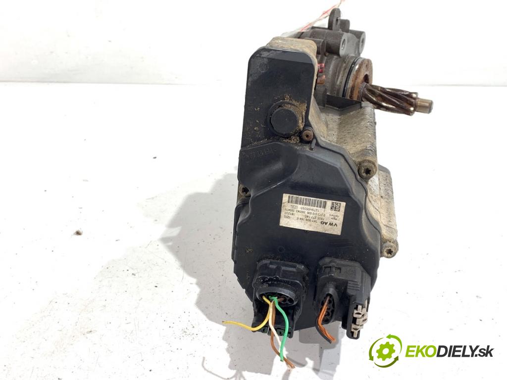 VW GOLF V liftback 2004 55 kW 1.4 16V 1390 pumpa servočerpadlo 08501 (Servočerpadlo)