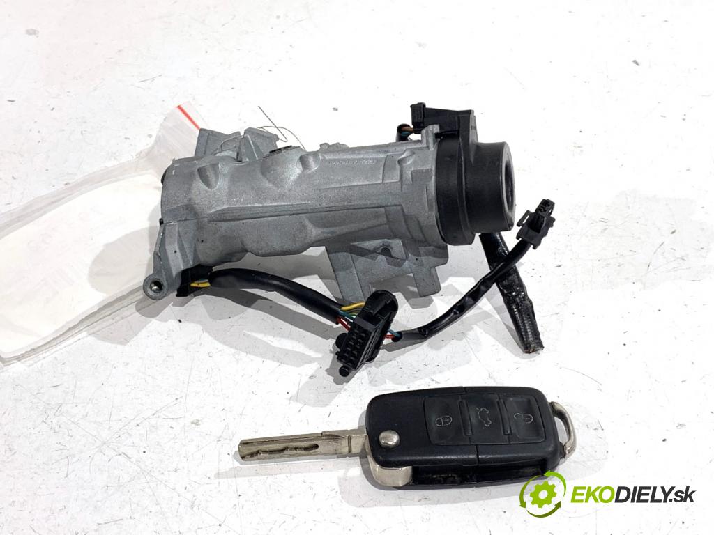 VW GOLF V liftback 2004 55 kW 1.4 16V 1390 spinačka 1K0905865 (Spínacia skrinka)