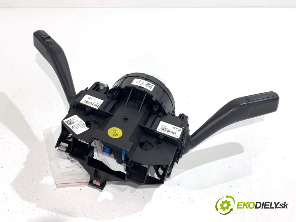 VW GOLF V liftback 2004 55 kW 1.4 16V 1390 Prepínač kombinovaný 1K0953503E (Prepínacie páčky pod volantom)