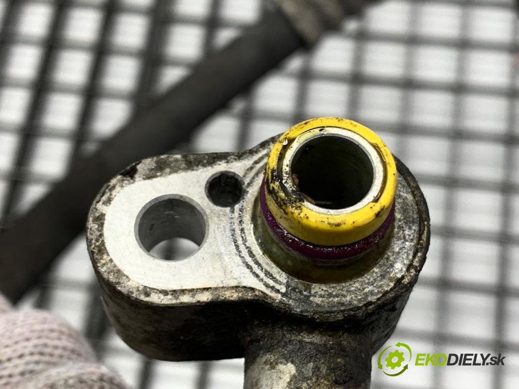 VW GOLF V liftback 2004 55 kW 1.4 16V 1390 rúrka klimatizácie 1K0820721M (Rúrka klimatizácie)