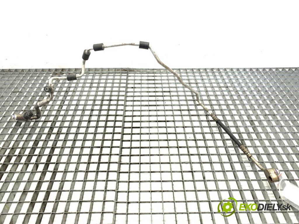 VW GOLF V liftback 2004 55 kW 1.4 16V 1390 rúrka klimatizácie 1K0820741Q (Rúrka klimatizácie)