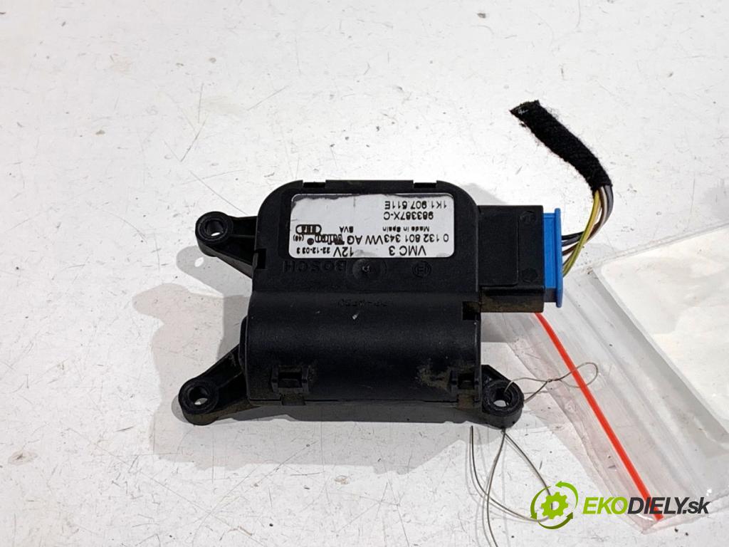 VW GOLF V liftback 2004 55 kW 1.4 16V 1390 Motor kúrenia 1K1907511E 0132801343