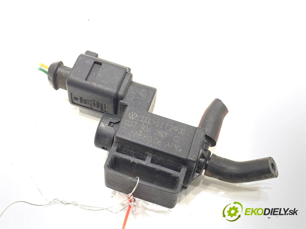 AUDI A4 B8 sedan 2008 132 kW 2.0 TFSI 1984 Ventil tlaku 037906283C (Ventil)