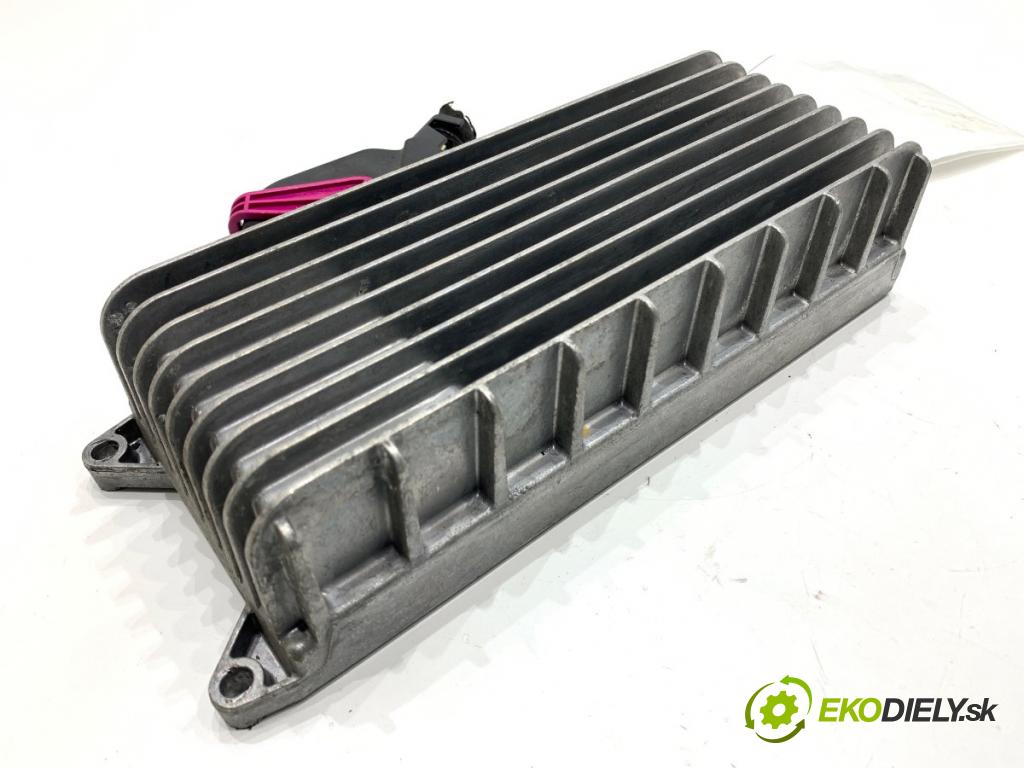 AUDI A4 B8 sedan 2008 132 kW 2.0 TFSI 1984 Zosilňovač 8T0035223AD (Zosilňovač)