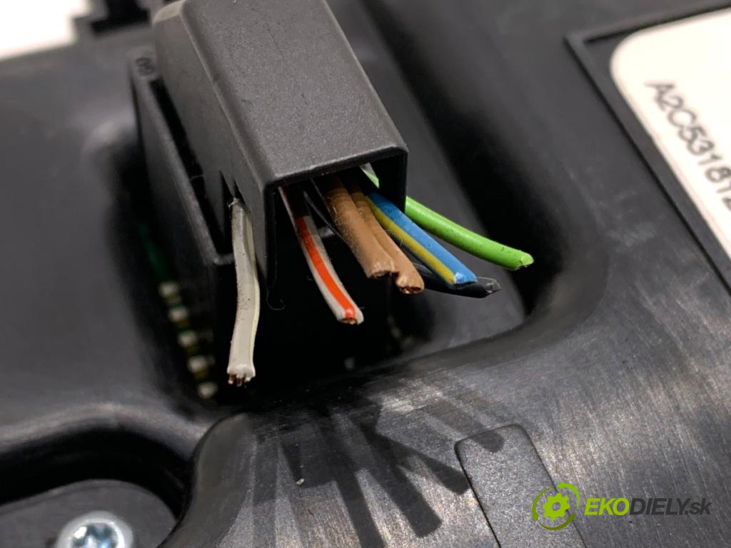 AUDI A4 B8 sedan 2008 132 kW 2.0 TFSI 1984 Dislpej 8T0919603B (Prístrojová doska)