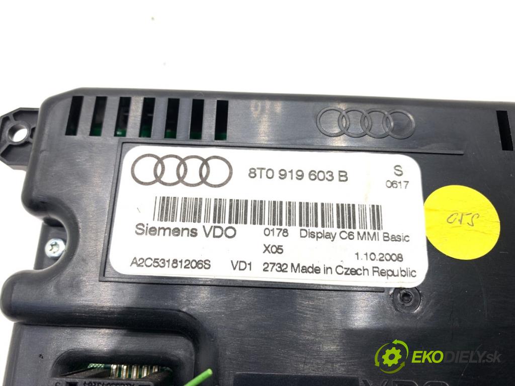 AUDI A4 B8 sedan 2008 132 kW 2.0 TFSI 1984 Dislpej 8T0919603B (Prístrojová doska)