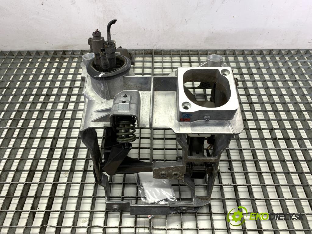 AUDI A4 B8 sedan 2008 132 kW 2.0 TFSI 1984 PEDÁL: 8K1721117 (Potenciometer plynového pedálu)