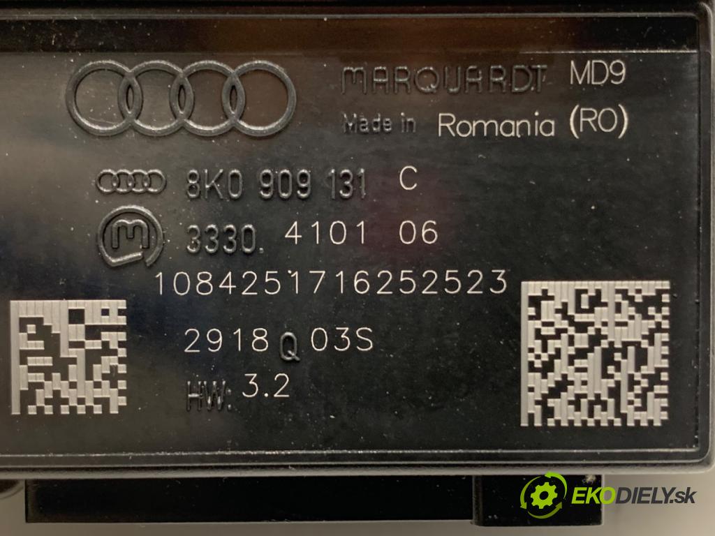 AUDI A4 B8 sedan 2008 132 kW 2.0 TFSI 1984 spinačka 8K0909131C (Spínacia skrinka)