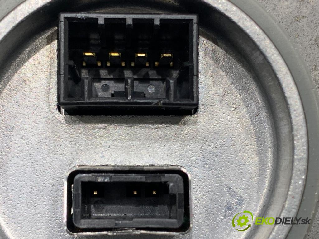 AUDI A4 B8 sedan 2008 132 kW 2.0 TFSI 1984 Menič XENON 8K0941597 (Riadiaca jednotka xenónu)