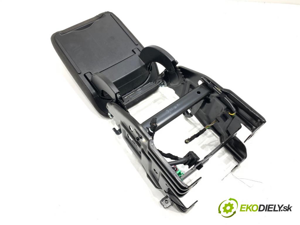 AUDI A4 B8 sedan 2008 132 kW 2.0 TFSI 1984 Lakťová opierka 8K0864283 (Lakťová opierka)