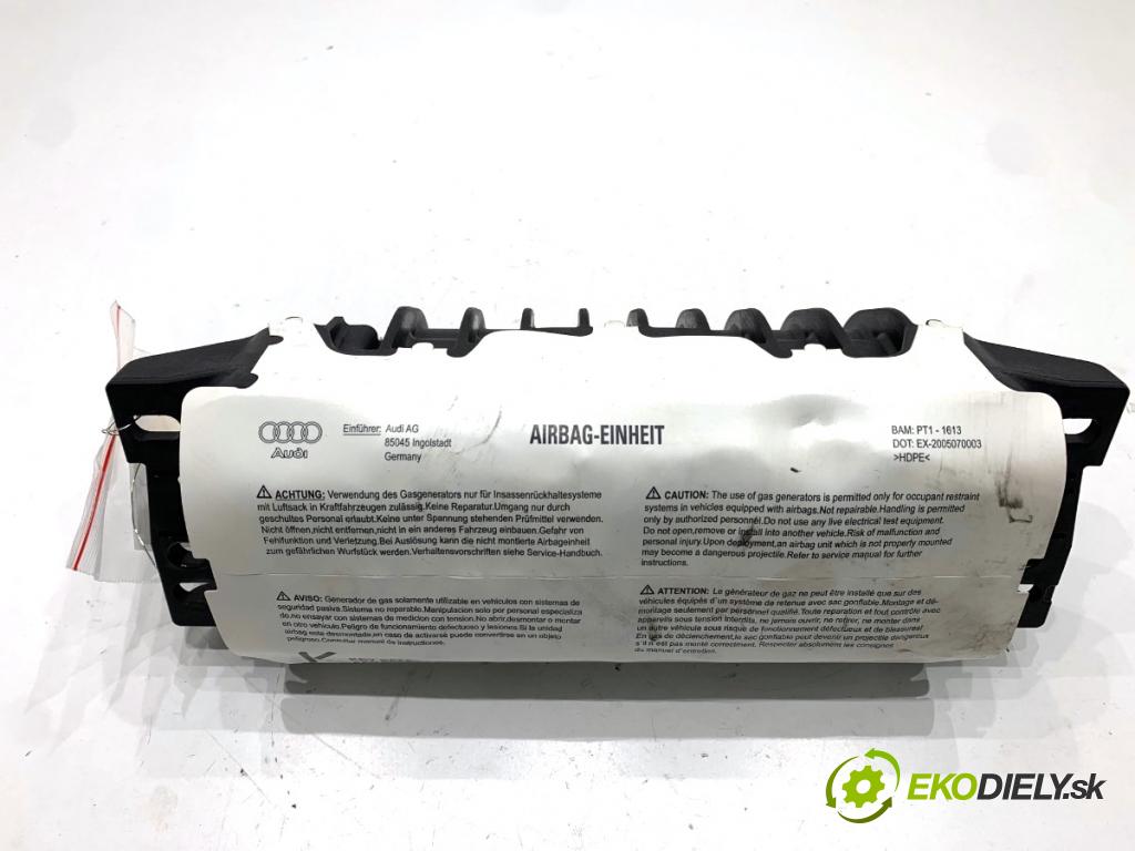 AUDI A4 B8 sedan 2008 132 kW 2.0 TFSI 1984 AirBag spolujezdce 8T0880204F (Airbag)