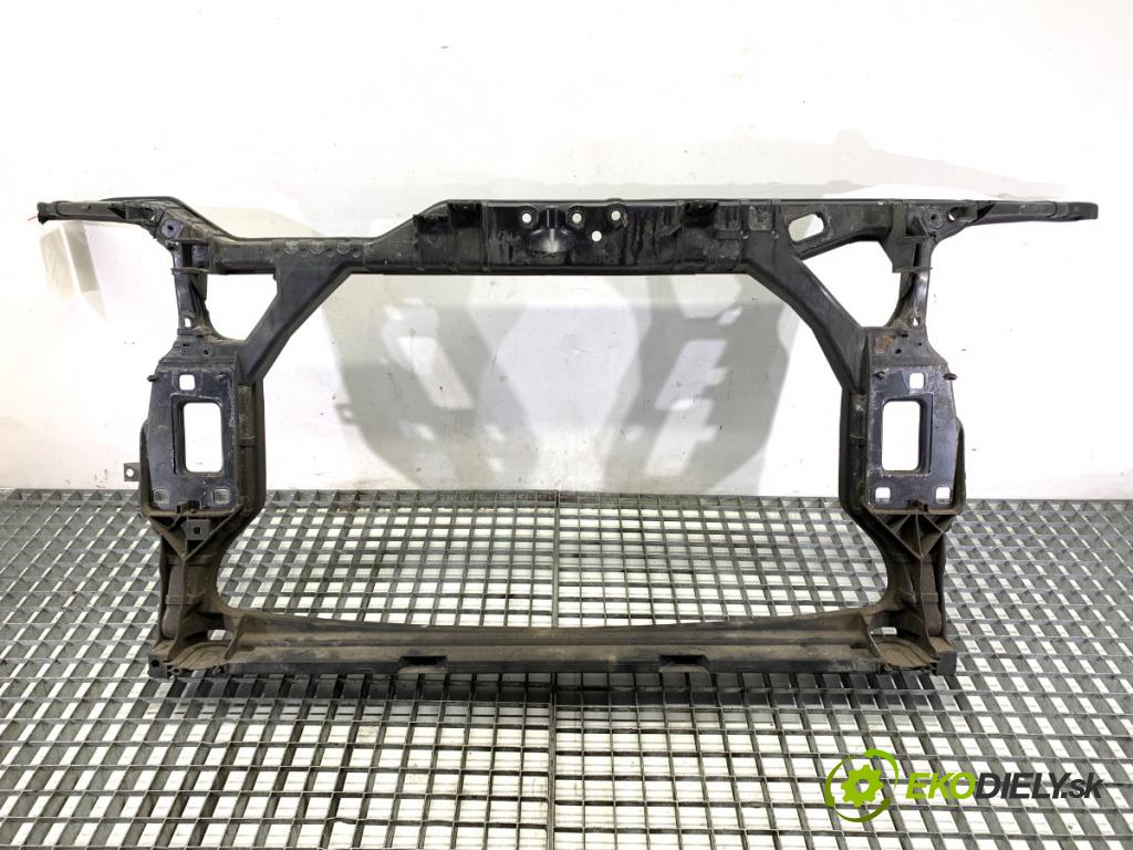 AUDI A4 B8 sedan 2008 132 kW 2.0 TFSI 1984 držák přední část  (Přední výztuha)