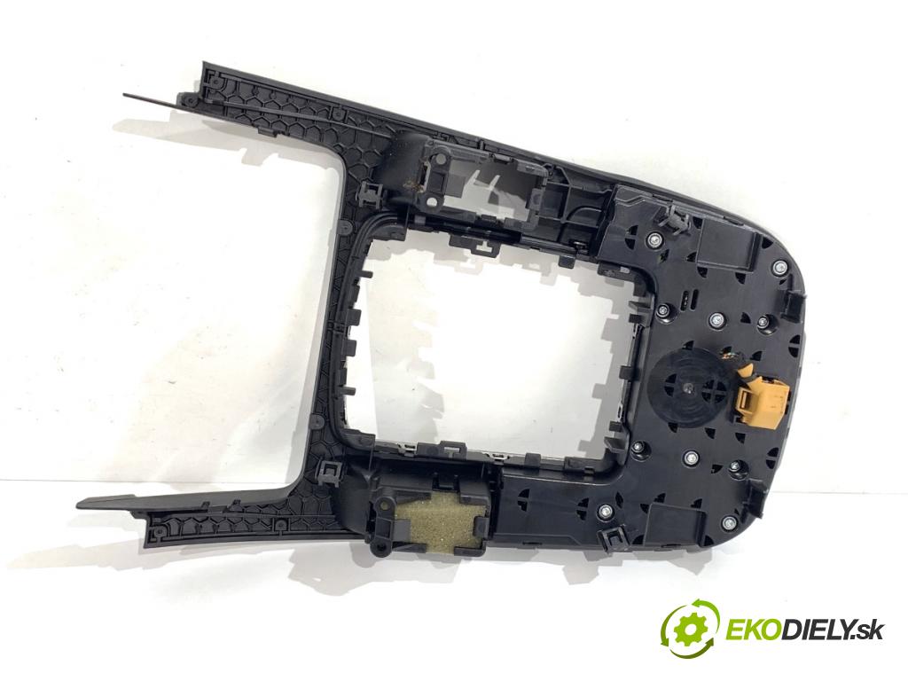 AUDI A4 B8 sedan 2008 132 kW 2.0 TFSI 1984 Panel ovládania radia 8T0919609WFX (Prepínacie páčky pod volantom)