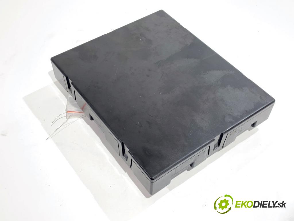 AUDI A4 B8 sedan 2008 132 kW 2.0 TFSI 1984 Modul komfortu 8K0907064C (Modul komfortu)