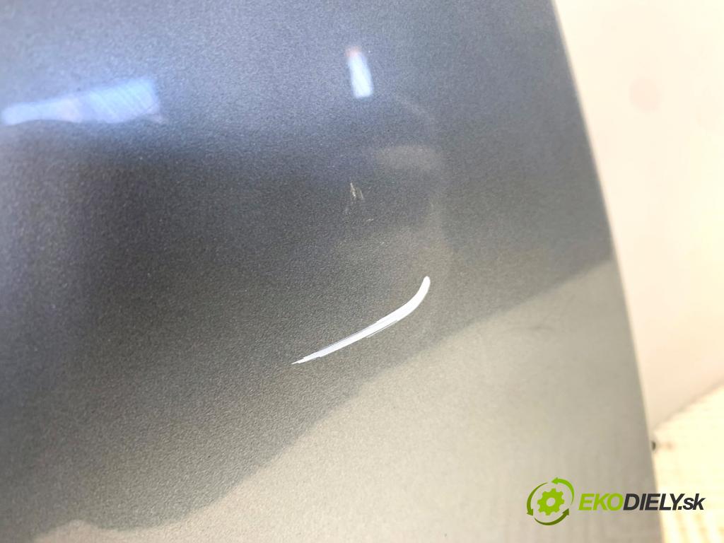 AUDI A4 B8 sedan 2008 132 kW 2.0 TFSI 1984 Dvere pravy zad LY7G