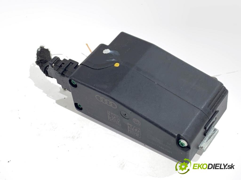 AUDI A4 B8 sedan 2008 132 kW 2.0 TFSI 1984 blokáda volantu 8K0905852D (Řízení ostatní)