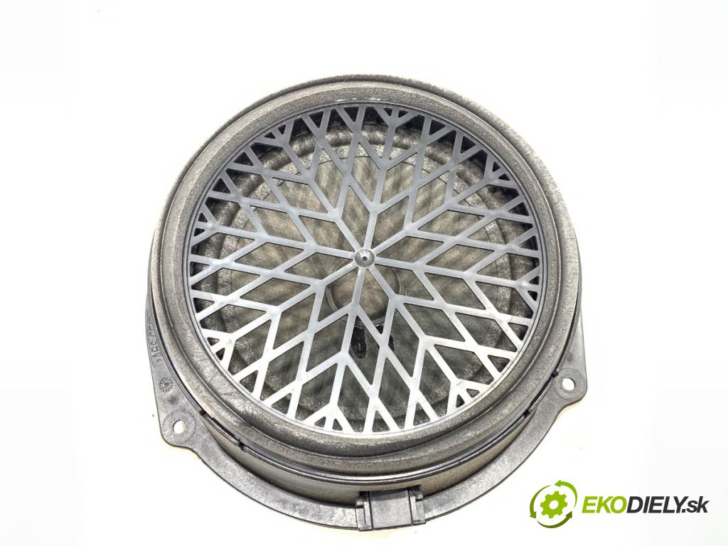 AUDI A4 B8 sedan 2008 132 kW 2.0 TFSI 1984 reproduktor Dvere zad pravy A0176301