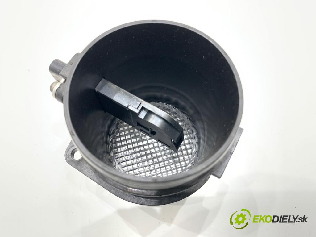 AUDI A4 B8 sedan 2008 132 kW 2.0 TFSI 1984 Váha vzduchu 06J906461D (Váha vzduchu)