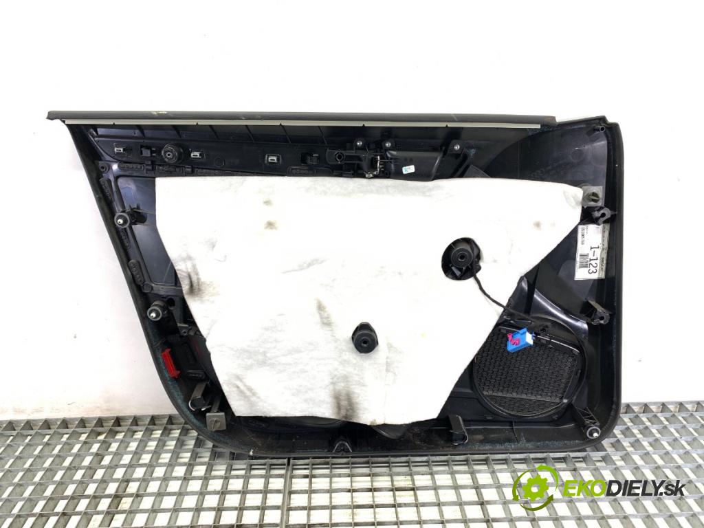 AUDI A4 B8 sedan 2008 132 kW 2.0 TFSI 1984 čalúnenie Dvere pravy predný