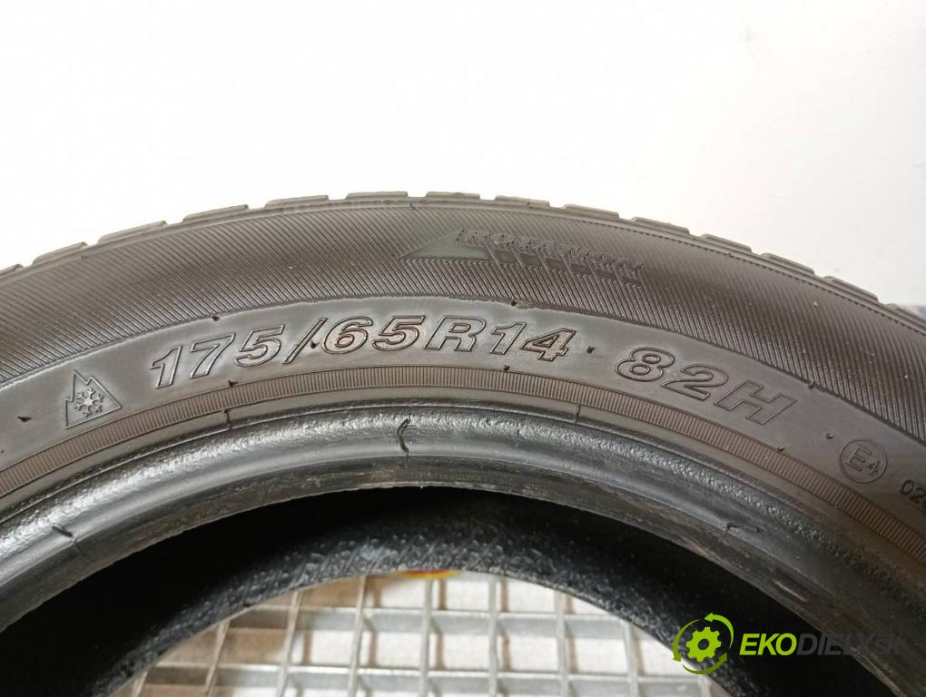 --- ---      PNEUMATIKY: VÍCENÁ SEZÓNA: 175/65 14"