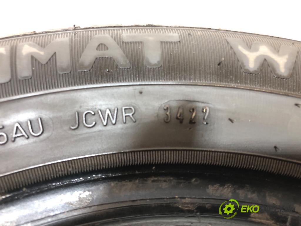 --- ---      PNEUMATIKA: zima 2X 165/70 14" DIPLOMAT: