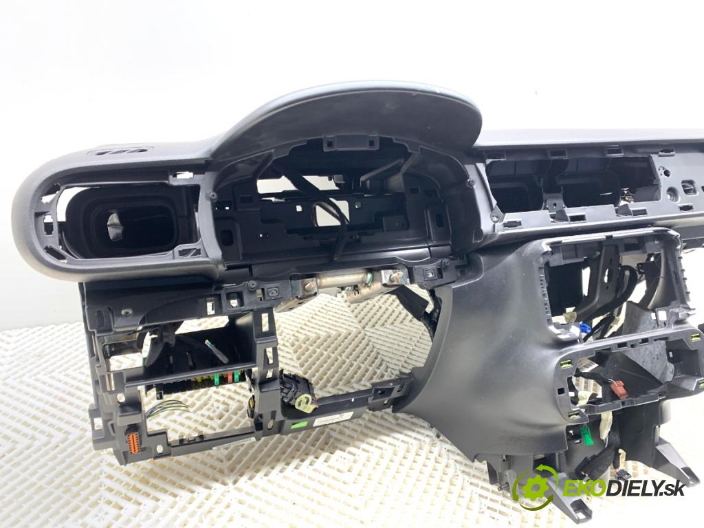 CITROEN C3 III liftback 2018 61 kW 1.2 PureTech 82 1199 Palubná doska silentbloku 98128997ZD 9812745280