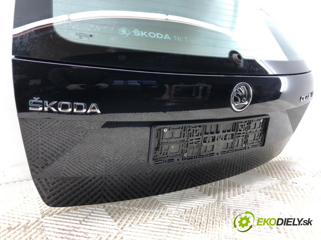 SKODA OCTAVIA III Kombi 2018 85 kW 1.6 TDI 1598 kapota zad